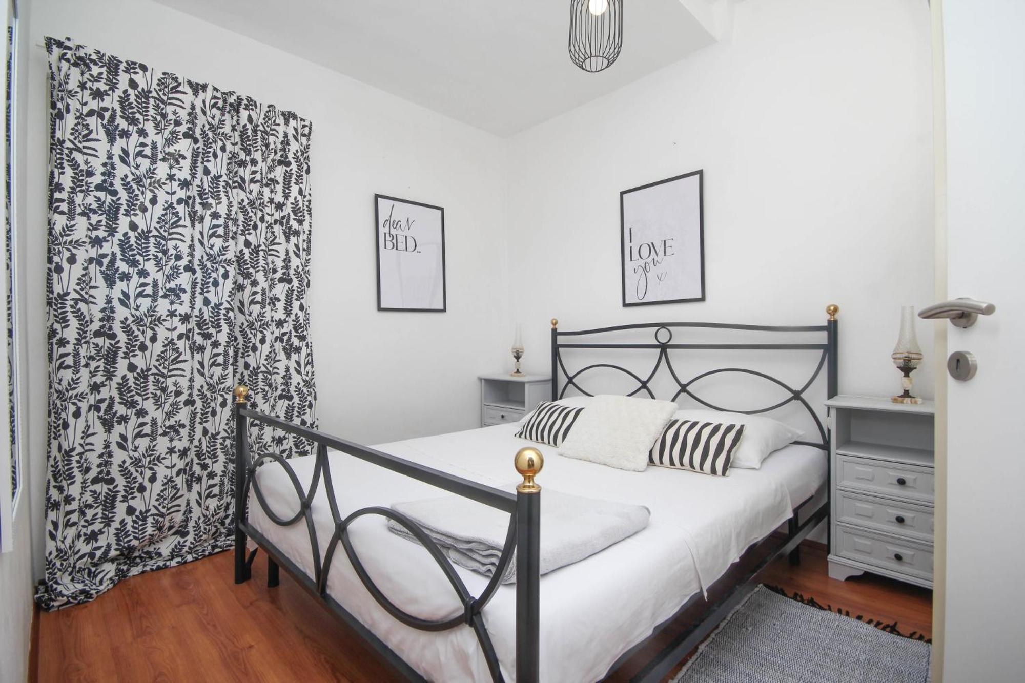 Lola'S Apartments Tribalj 외부 사진